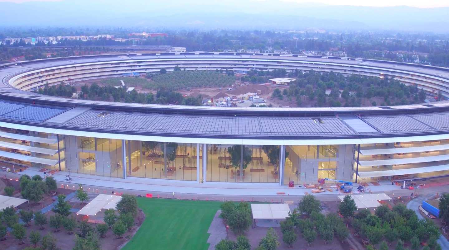 Drone Pilot Duncan Sinfield Has Published A New Birds Eye Footage Of Apple Park The Iphone Makers New Multi Billion Dollar Ring Shaped Headquarters In Drone Pilot Duncan Sinfield Has Published A New Birds Eye Footage Of Apple Park The Iphone Makers New Multi Billion Dollar Ring Shaped Headquarters In