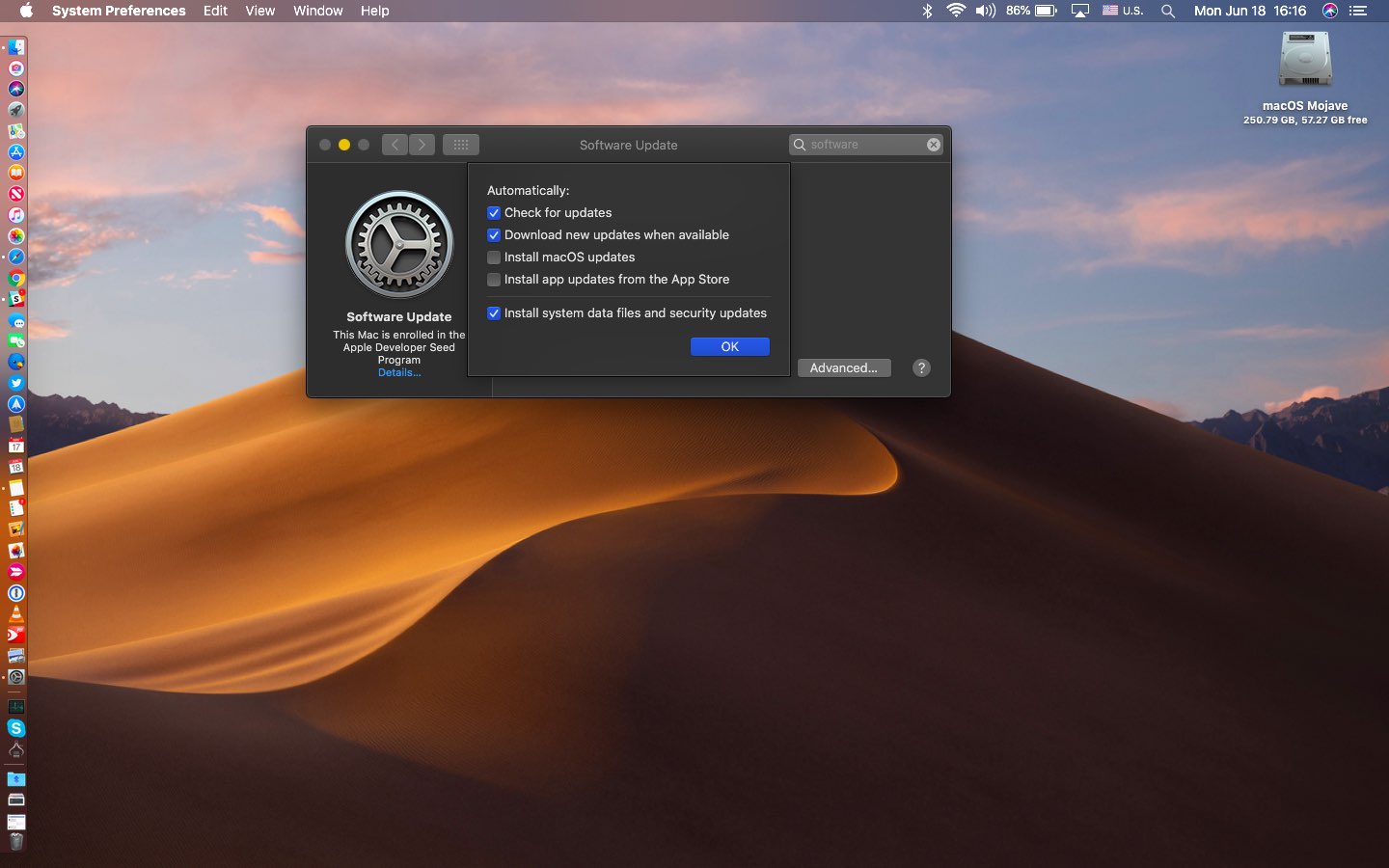 The Advanced screen of the Software Update preference pane in macOS Mojave