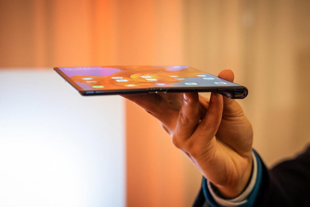 at&t foldable phone