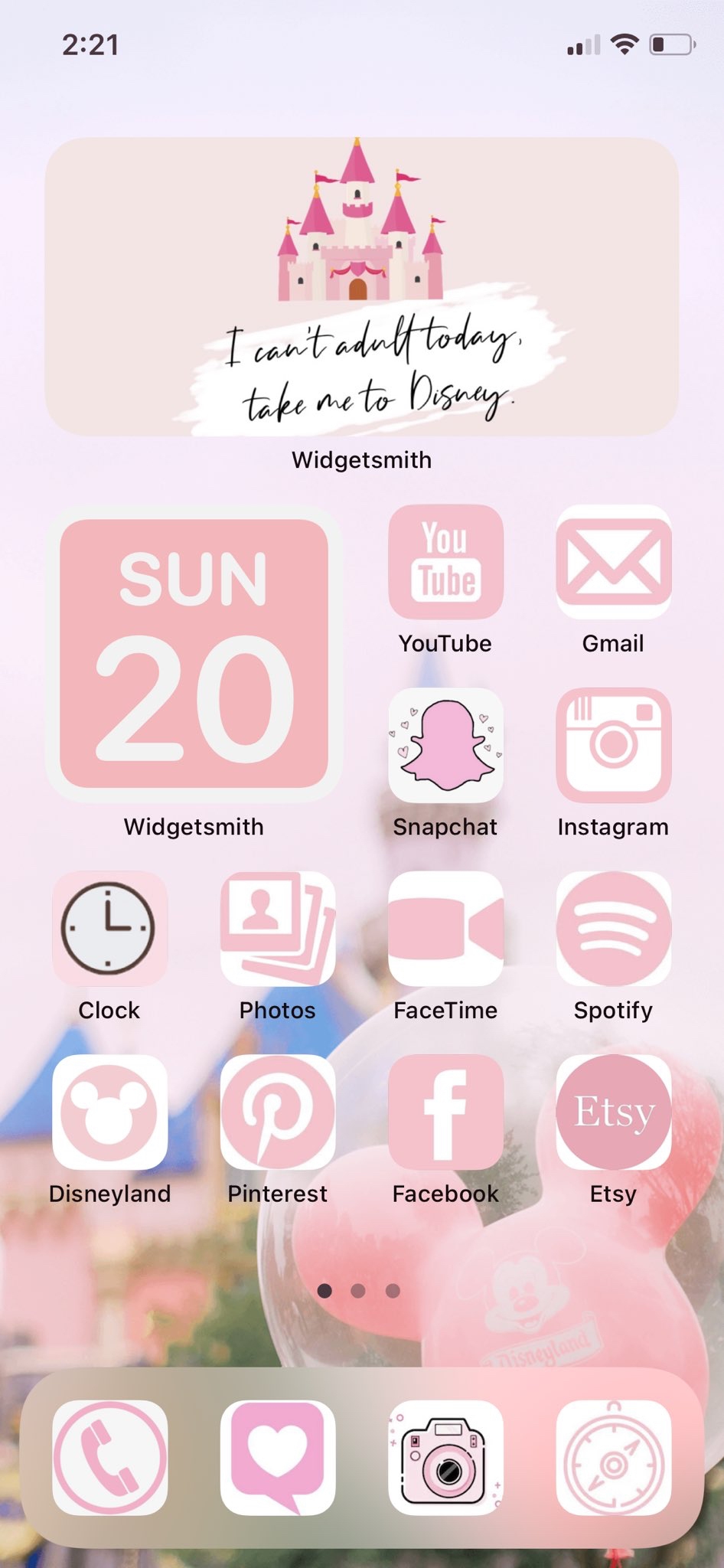 Miss_Molly01 iOS 14 Home Screen