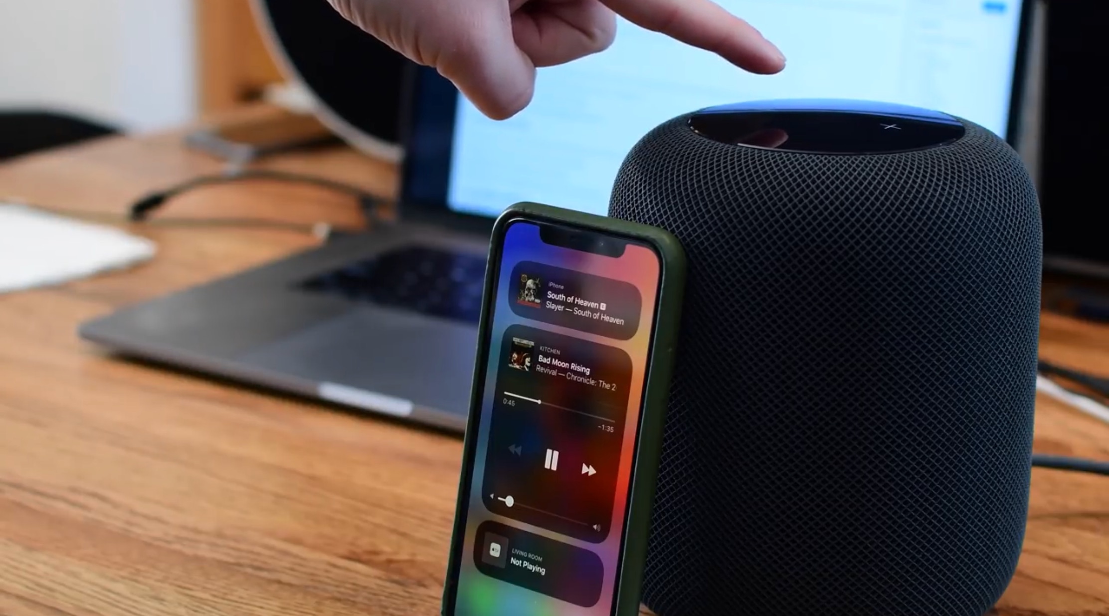 apple-releases-a-fix-for-interrupting-music-playback-on-the-homepod