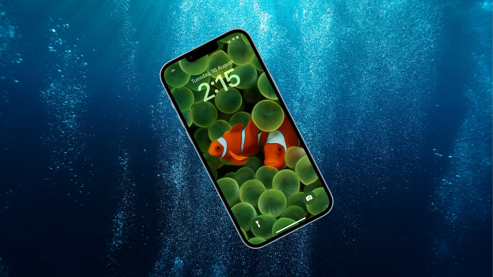 iPhone falling under water