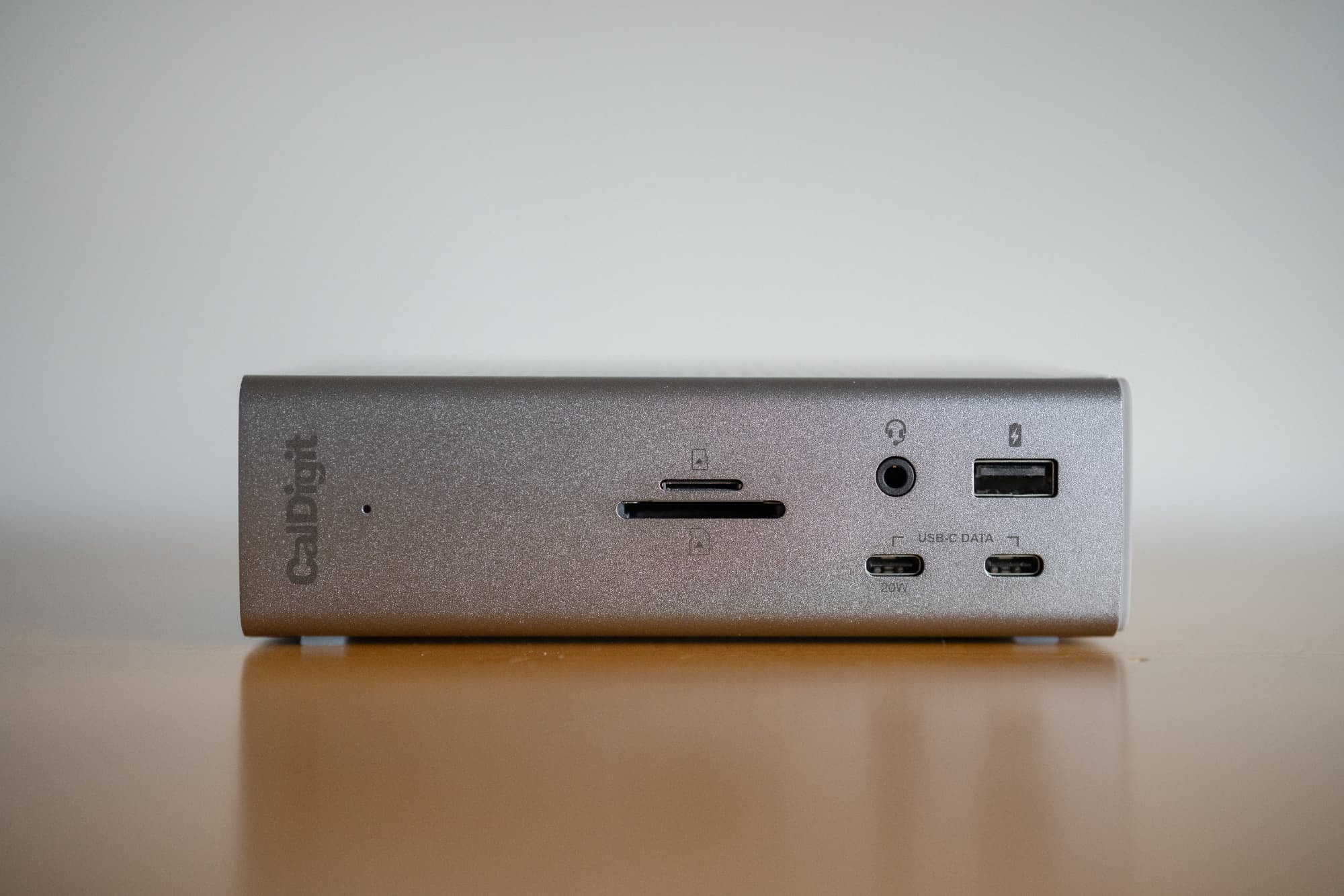 CalDigit TS4 Dock front.