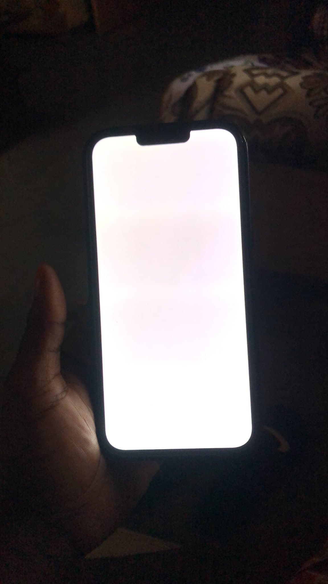 iPhone white screen of death