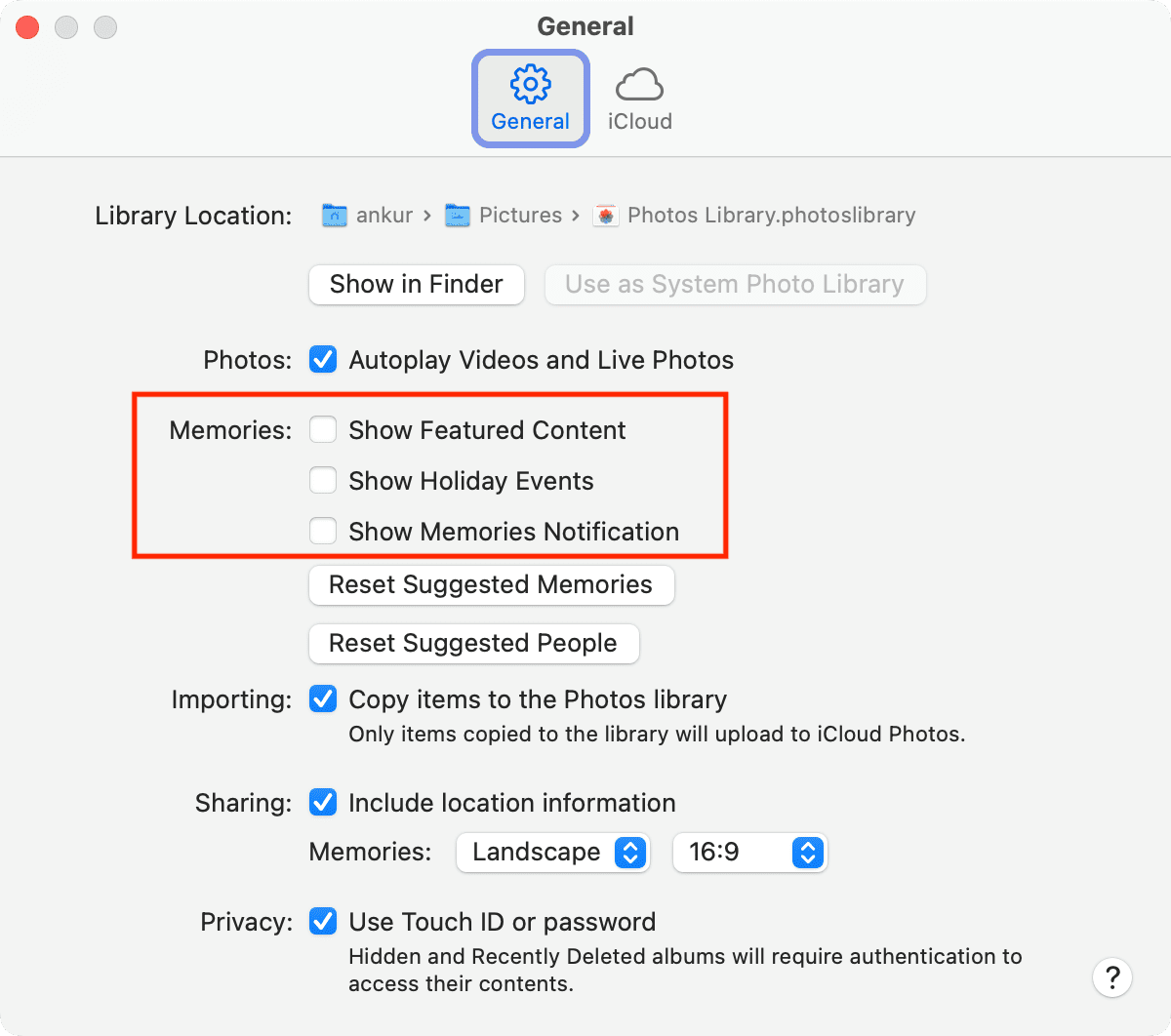 Turn off Show Featured Content in Mac Photos app settings