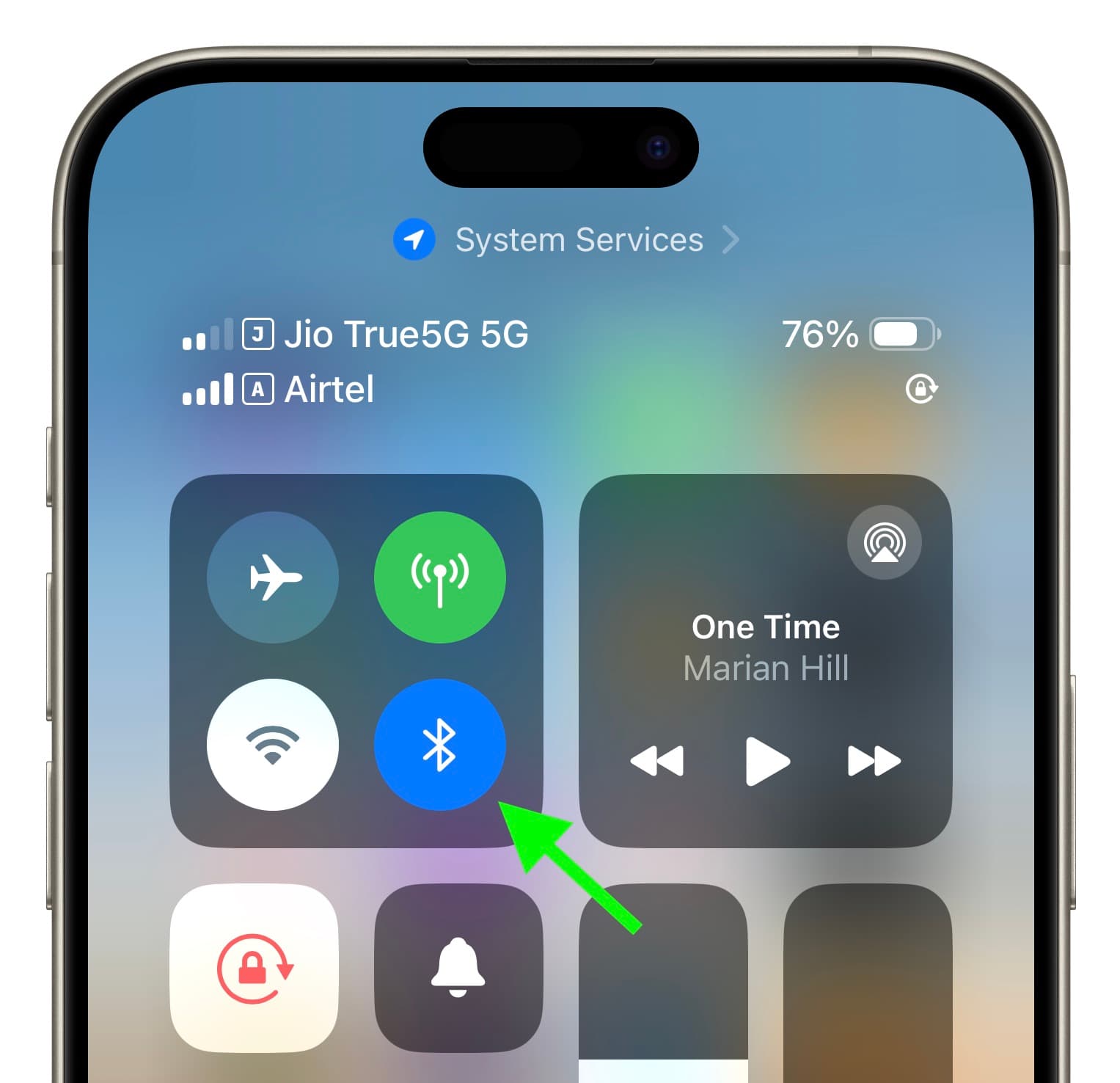 Bluetooth icon blue in iPhone Control Center