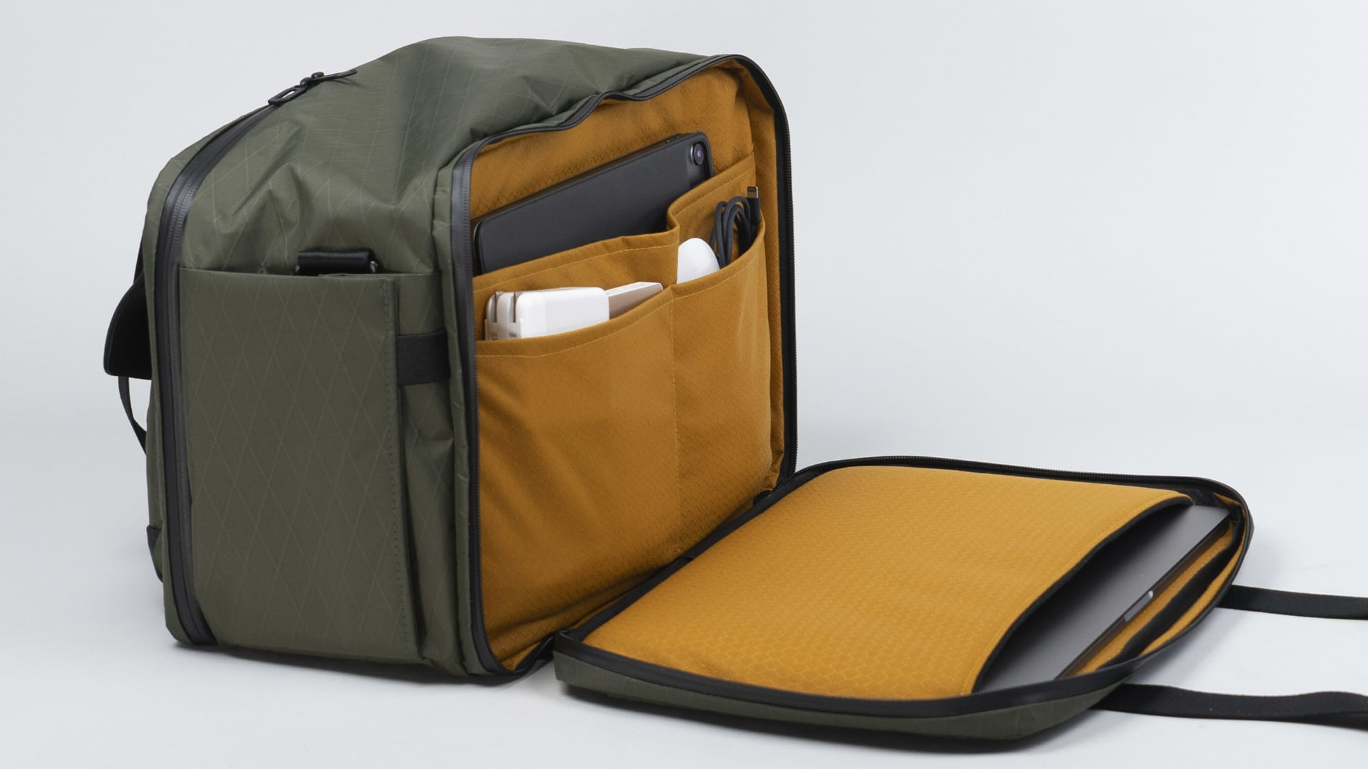 WaterField Design's X-Air travel bag with MacBook Pro, iPad and accessories