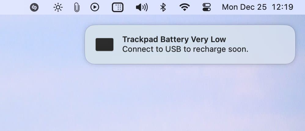 Trackpad battery low alert on Mac